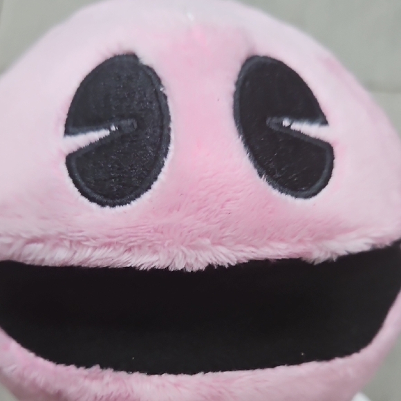 Pink Pac-Man Stuff Animal - Picture 5 of 6
